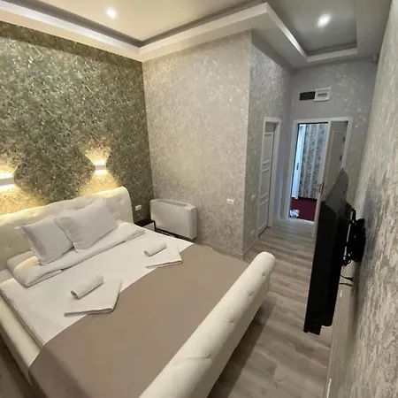 מלון Arizet Boutique 3*