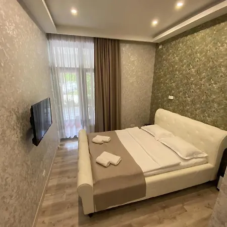 Arizet Boutique Mamaia